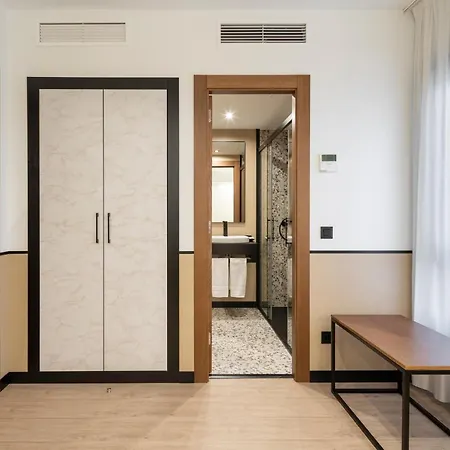 Costa Atlántica 2* Arteixo