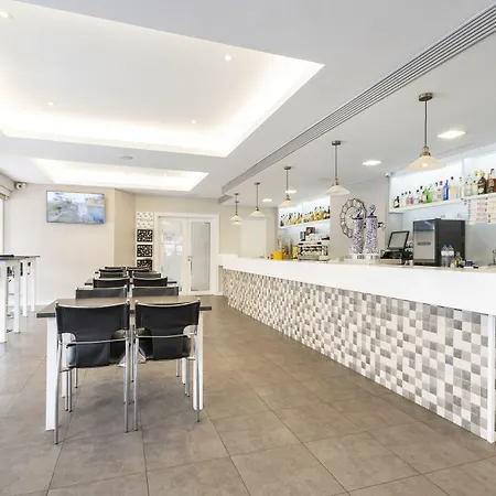 Costa Atlántica 2* Arteixo