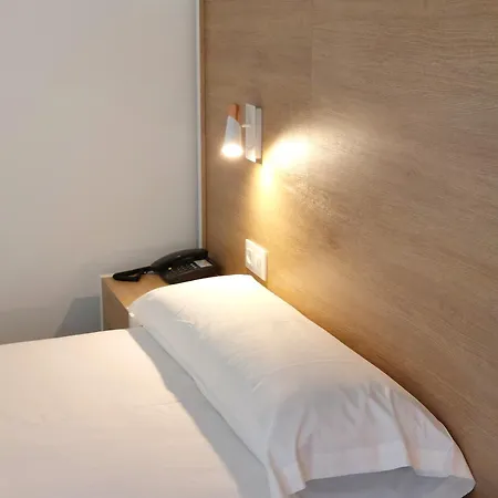 Отель Costa Atlantica Артейхо