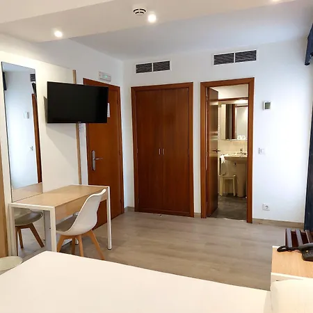 Costa Atlantica Hotel 2*